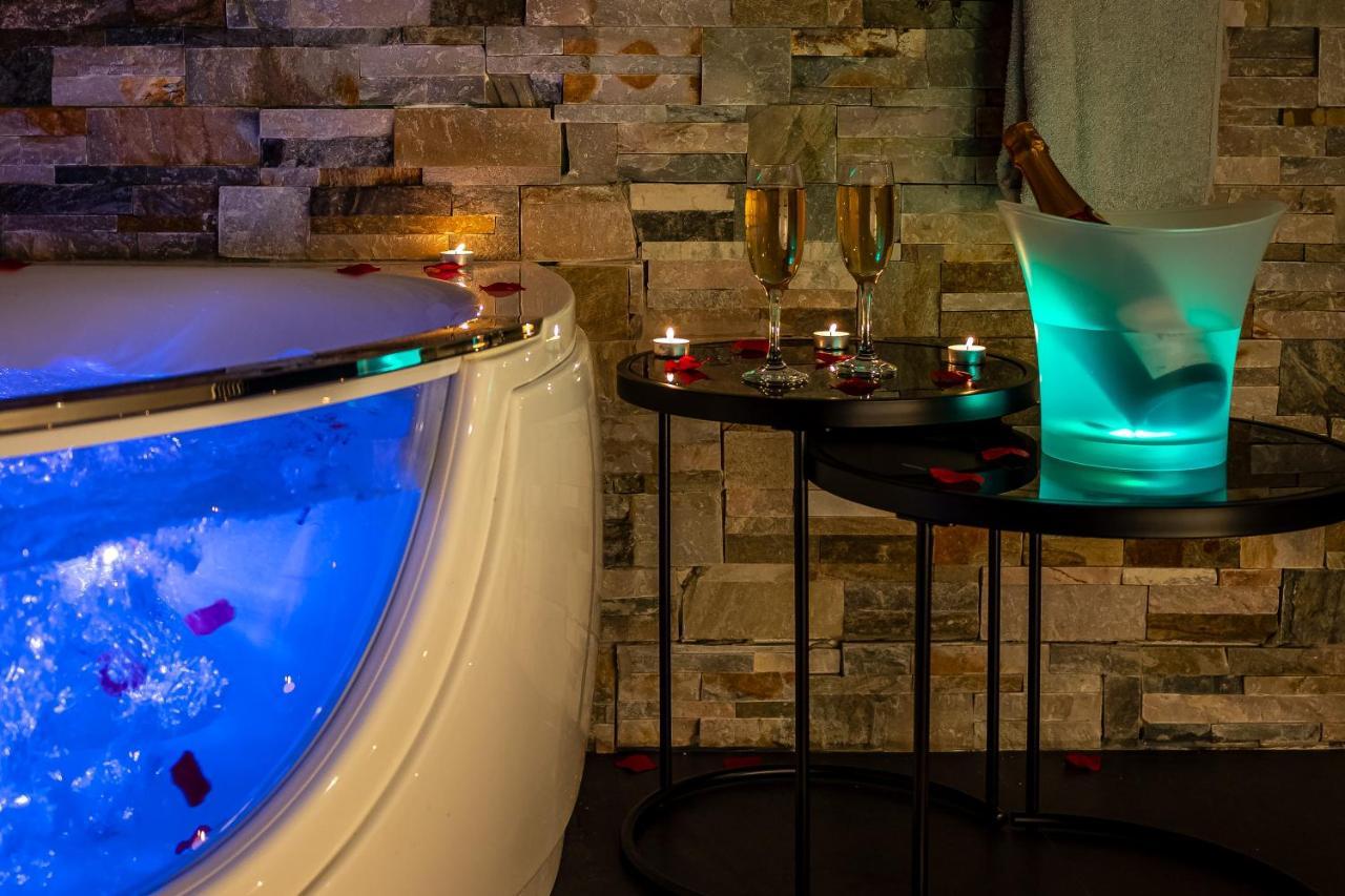 Cocon Relax - Jacuzzi - Cinema Appartement Montbéliard Buitenkant foto